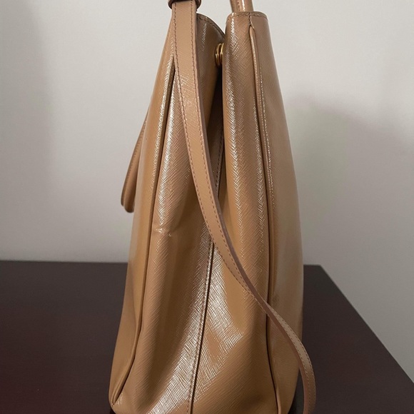 Prada Lux Saffiano Tote Beige - Picture 16 of 16